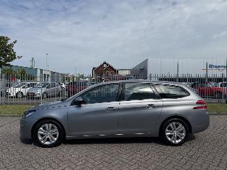 Peugeot 308 1.6 BlueHDI 88kw Clima - Navi picture 2