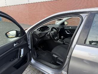 Peugeot 308 1.6 BlueHDI 88kw Clima - Navi picture 14