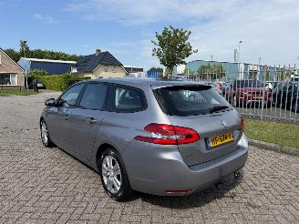 Peugeot 308 1.6 BlueHDI 88kw Clima - Navi picture 3
