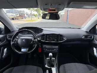Peugeot 308 1.6 BlueHDI 88kw Clima - Navi picture 23