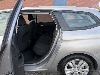 Peugeot 308 1.6 BlueHDI 88kw Clima - Navi picture 17
