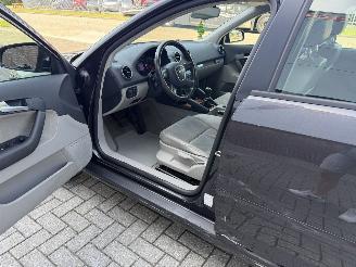 Audi A3 1.6 85kw Clima picture 10