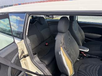 Mini Clubman 1.4 70 kw AIRCO picture 18
