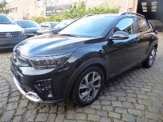 skadebil auto Kia Stonic Drive 2022/2
