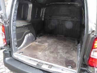 Opel Combo Cargo Edition picture 20
