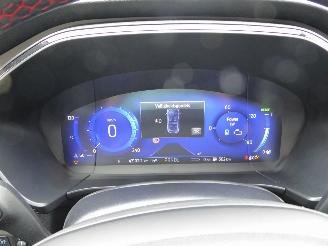 Ford Kuga ST Line X plug-in Hybrid picture 12