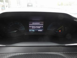 Peugeot 208 e- Active Pack picture 21