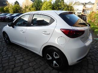 Mazda 2 Center-Line Hybrid Agile picture 7