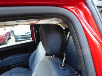 Fiat 500 Hybrid picture 11