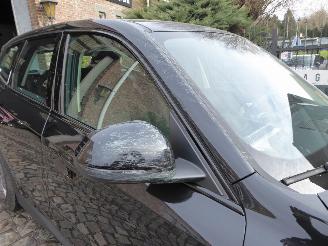 BMW iX1 20 eDrive picture 8