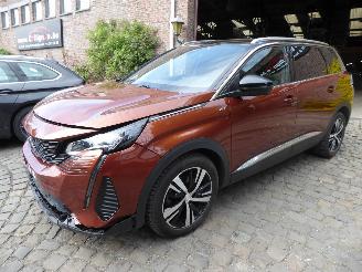 skadebil auto Peugeot 5008 GT 2023/3