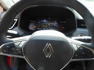 Renault Clio Evolution E Tech picture 14