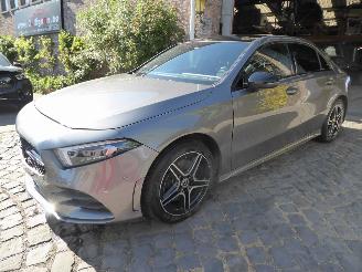 krockskadad bil auto Mercedes A-klasse 250e A Limousine AMG Line 2022/4
