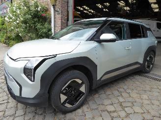 Schadeauto Kia EV3 150 kW Business 2025/10