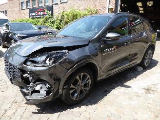 damaged passenger cars Ford Kuga Plug-In Hybrid ST-Line 2023/7