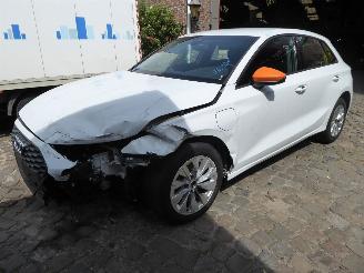 skadebil auto Audi A3 Sportback 40 TFSI e 2024/2