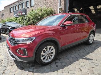 Coche accidentado Volkswagen T-Roc Life 2024/8