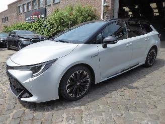 Vaurioauto  passenger cars Toyota Corolla 1.8 Hybrid GR Sport Touring Sports 2021/12