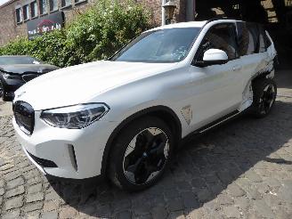 Vaurioauto  passenger cars BMW iX3 Impressive 2022/8