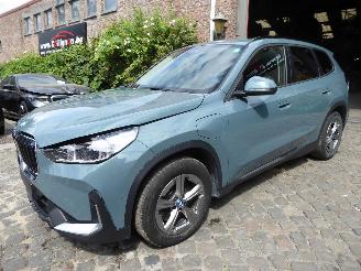 krockskadad bil auto BMW X1 xDrive 25 e 2024/7
