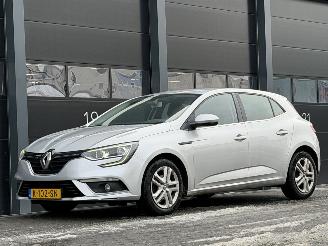 occasion passenger cars Renault Mégane 1.5 DCI Clima PDC EURO-6 2017/10