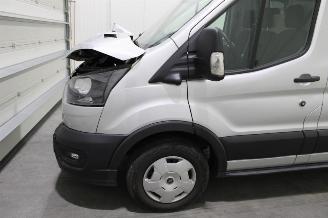 Ford Transit  picture 5