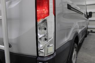 Ford Transit  picture 9