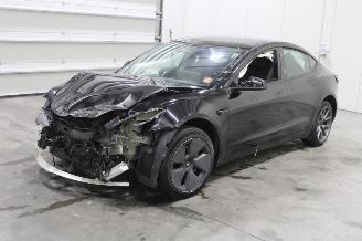krockskadad bil auto Tesla Model 3  2023/9