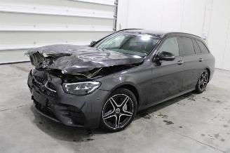 krockskadad bil auto Mercedes E-klasse E 200 2024/8