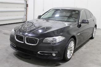 Schadeauto BMW 5-serie 525 2015/3