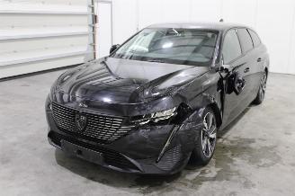krockskadad bil auto Peugeot 308  2024/1