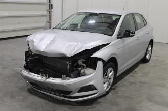 Vaurioauto  passenger cars Volkswagen Polo  2018/6