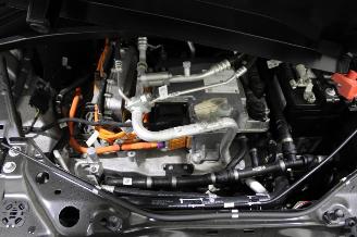 BMW iX1  picture 16