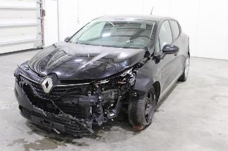 Schadeauto Renault Clio  2021/8