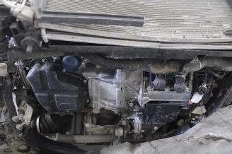 Renault Clio  picture 16