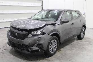 Vaurioauto  passenger cars Peugeot 2008  2020/7