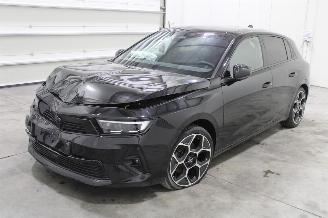Schadeauto Opel Astra  2025/3