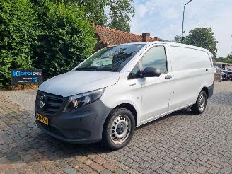 Schadeauto Mercedes Vito Evito 112 66KWH Airco Navi Stoelverw 2023/10