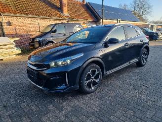 Vaurioauto  passenger cars Kia Xceed 1.6 GDi PHEV DynamicLine 2023/8