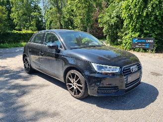 Unfallwagen Audi A1 1.0 TFSI 70KW SB Led Stoelverw. 2016/5
