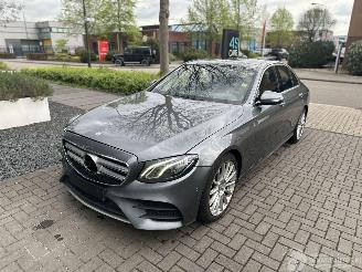 Mercedes E-klasse 200 AMG PANO/LED/19INCH 2016/11