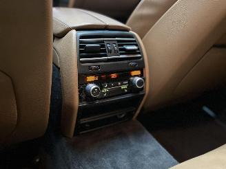 BMW 7-serie 730d/PANO/MEMORY/HEAD-UP/VENTILATIE/4xSTOELVERW./XENON-LED/FULL-ASSIST/TREKHAAK/VOL! picture 17