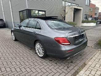 Mercedes E-klasse 200 AMG PANO/LED/19INCH picture 2