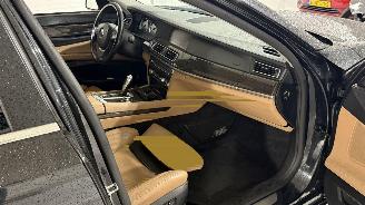 BMW 7-serie 730d/PANO/MEMORY/HEAD-UP/VENTILATIE/4xSTOELVERW./XENON-LED/FULL-ASSIST/TREKHAAK/VOL! picture 15