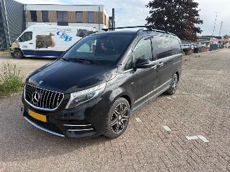 skadebil bedrijf Mercedes V-klasse V250 4 MATIC PANORAMA LED 360 CAMERA FULL OPTIONS 2017/3