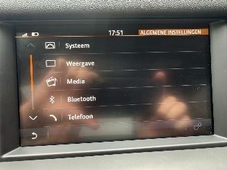 Land Rover Discovery Sport 2.0 Si4 241PK 4WD HSE Aut. VOL! picture 30