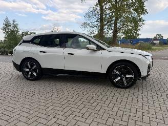 BMW iX xDrive40 Shadow Line 77kWh 326PK FULL OPTIONS! picture 8