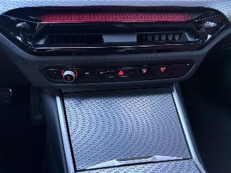 BMW 3-serie NEW! 330i Touring xDrive 245PK Steptronic M-Sport picture 29
