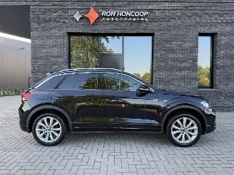 Schadeauto Volkswagen T-Roc 1.5 TSI 150PK DSG7 R-Line 2025/5