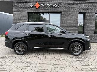 Vaurioauto  passenger cars DFSK Navor E5 Luxury 1.5 PHEV 218PK Aut. 7-Personen PANO! 2025/8